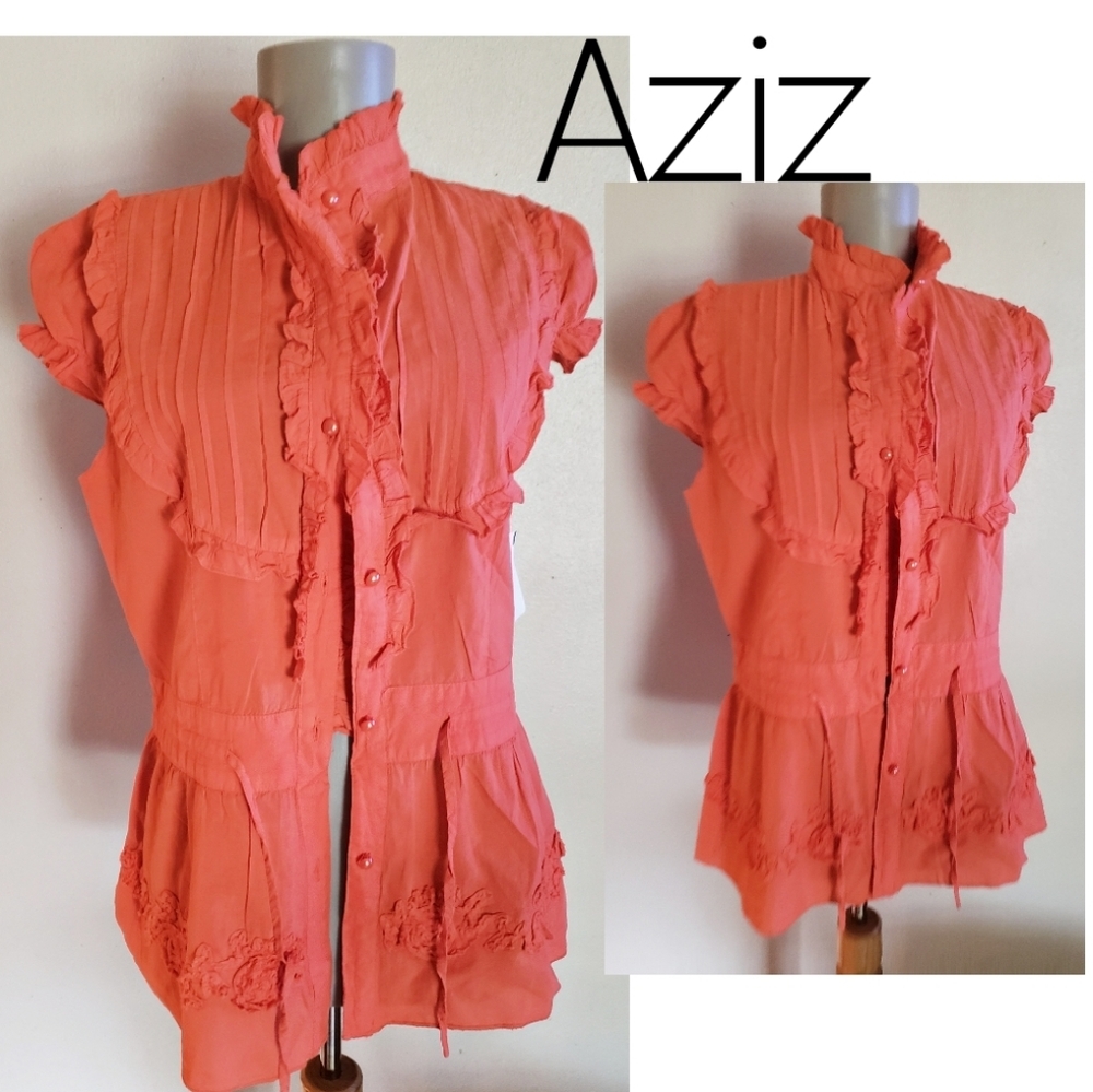Aziz ruffle drawstring blouse. Sz Large